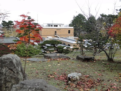 札幌市水道記念館(中央区伏見4丁目)の裏庭園